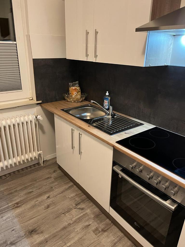 Schoene Ferienwohnung/Pendlerwohnung Uelzen Exterior foto
